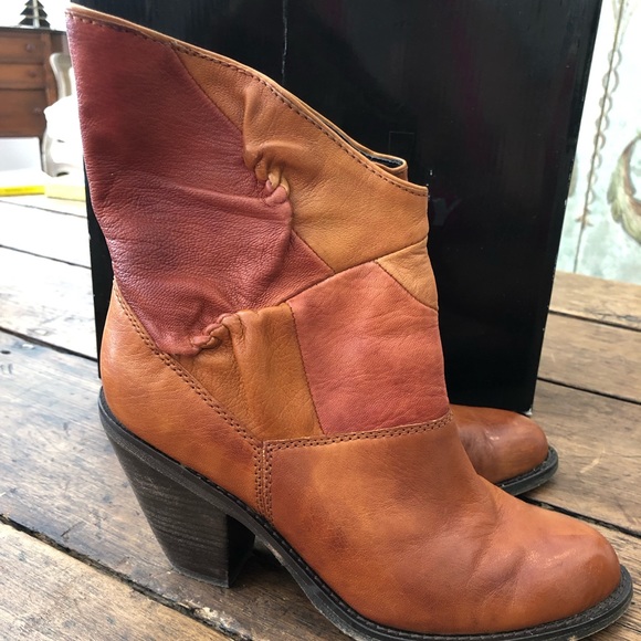 Miss Sixty Monet Boots size 38 in Cognac color - Picture 2 of 8